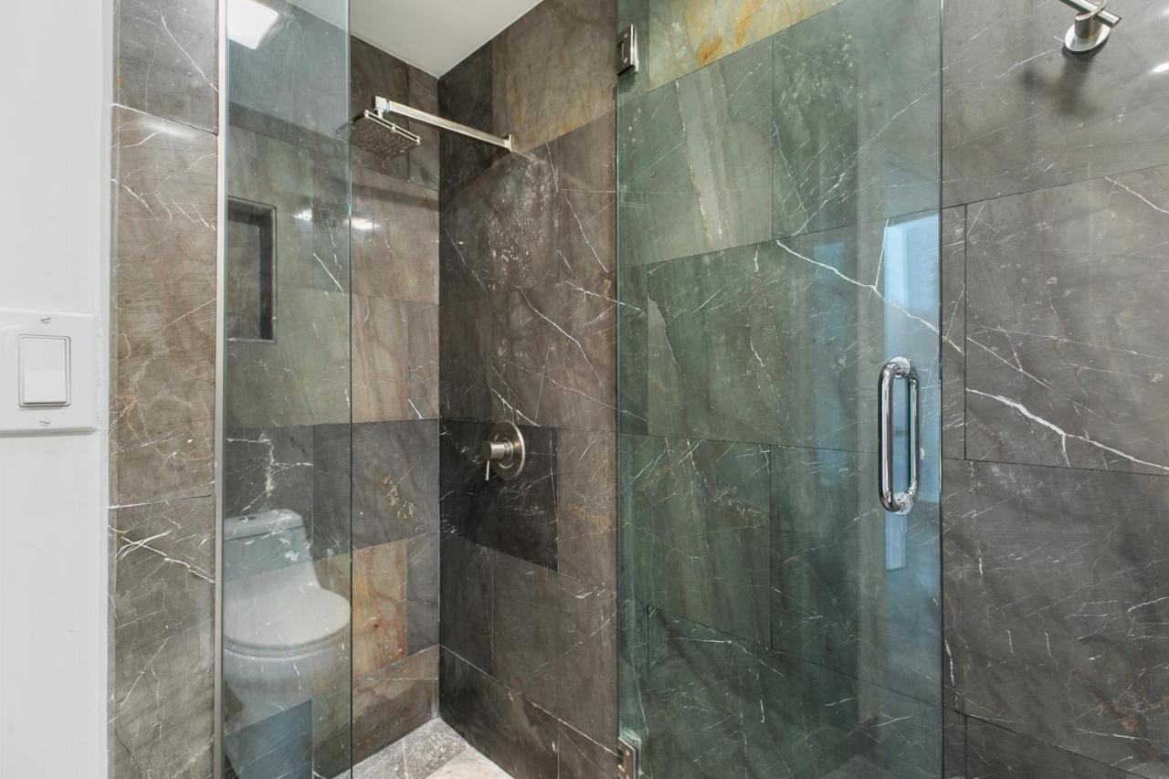 Upscale Modern Villa Private W Terrace In Bahia Mar Beachfront Resort, Heated Pool! South Padre Island Exterior photo